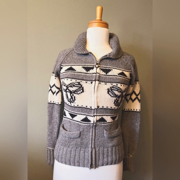 Aritzia TNA 100% Wool Cowichan Style Sweater - Picture 1 of 7